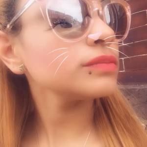 Meet your Posher, Vanessa